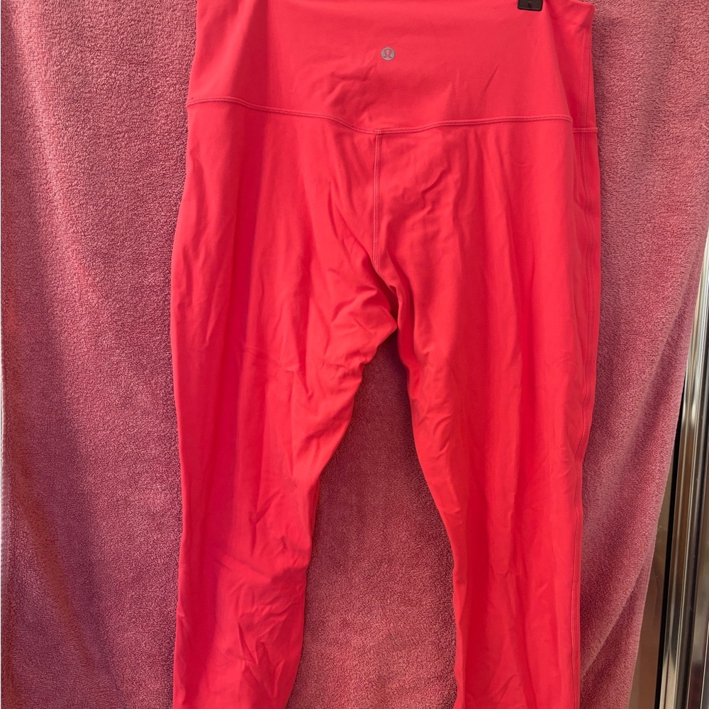 Lululemon Align High Rise Crop ‘23 Color: Lip Gloss